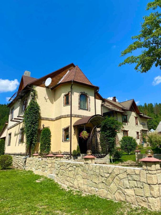Villa Золото Карпат Yaremche Exterior foto