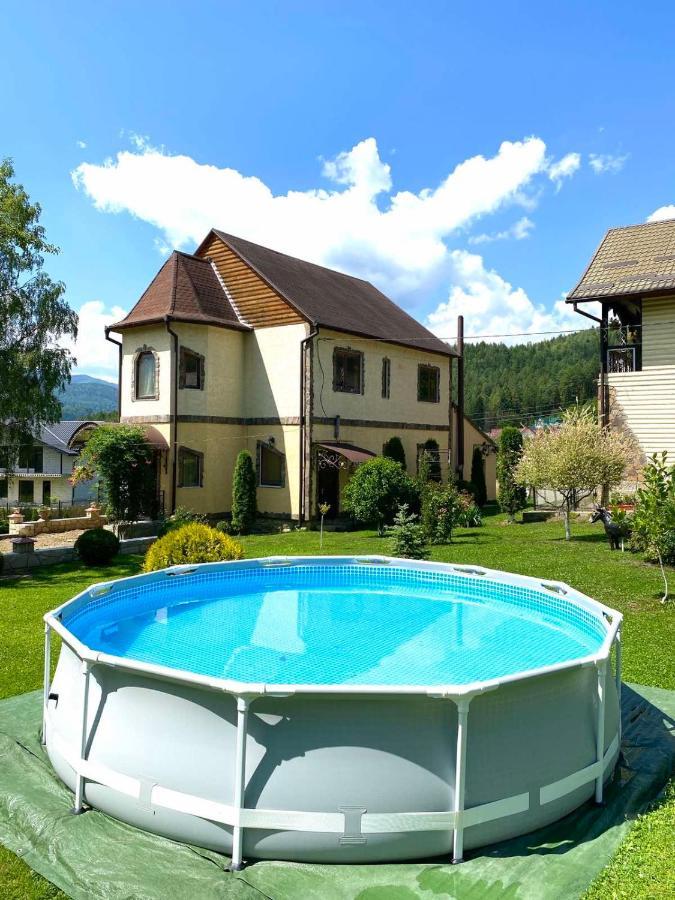 Villa Золото Карпат Yaremche Exterior foto
