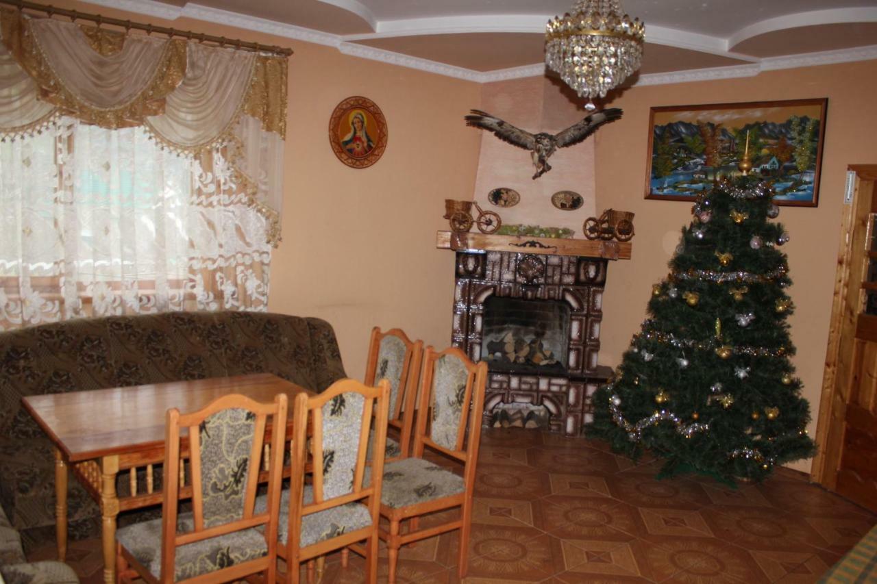 Villa Золото Карпат Yaremche Exterior foto