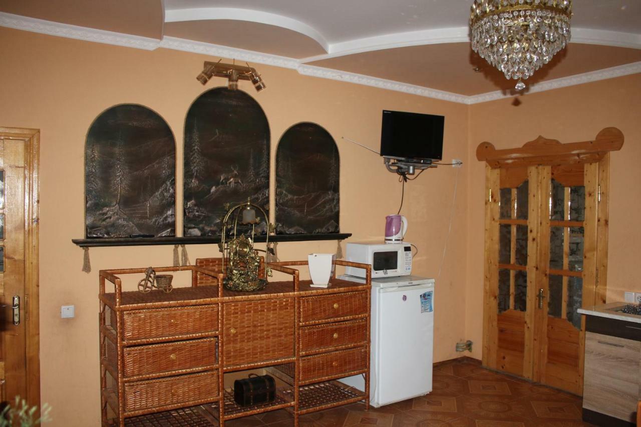 Villa Золото Карпат Yaremche Exterior foto